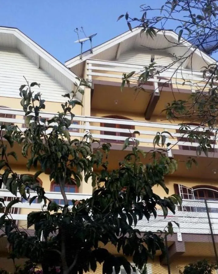 Altavista Suites Campos do Jordão 0*,